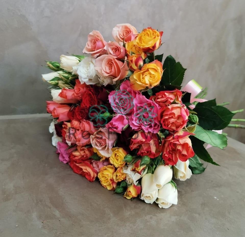 Букет цветов из: Розы в Звёздном Городке