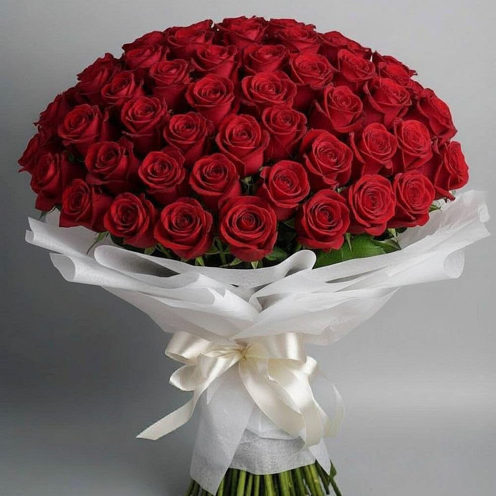 Букет 101 Красная роза Блэк Мэджик в Звёздном Городке