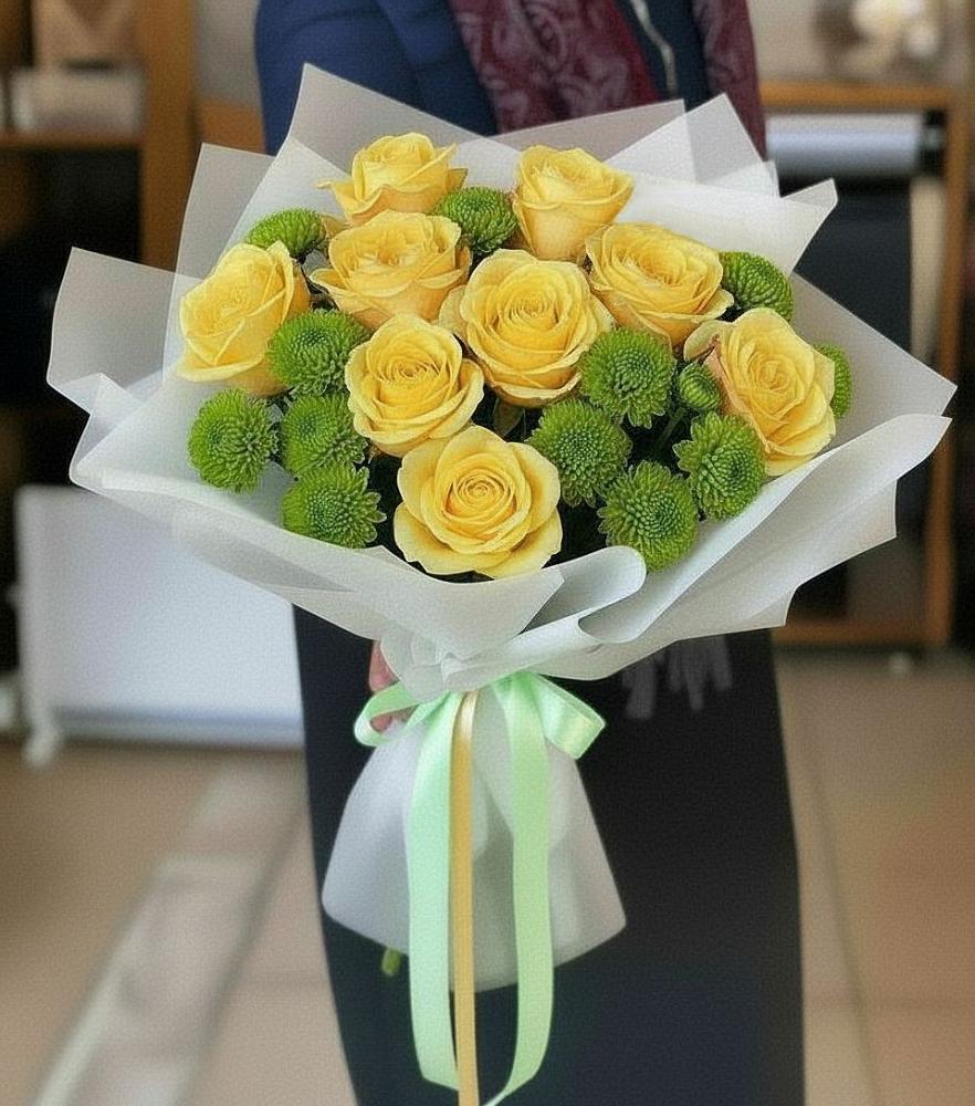 Букет цветов из: Хризантемы и Розы в Звёздном Городке