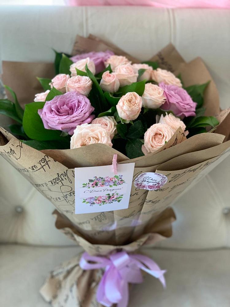 Букет цветов из: Розы в Звёздном Городке