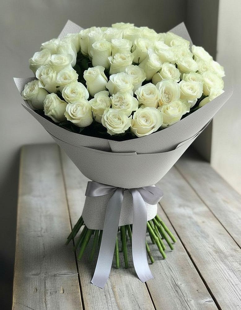 Букет 35 Белых роз в Звёздном Городке