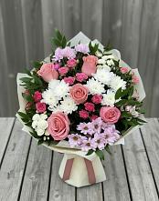 Букет цветов из:  Альстромерии, Гвоздики, Розы и Хризантемы в Звёздном Городке