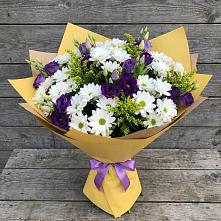Букет цветов из:  Ирисы, Хризантемы и Ромашки в Звёздном Городке