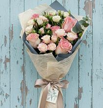 Букет цветов из:  Розы в Звёздном Городке