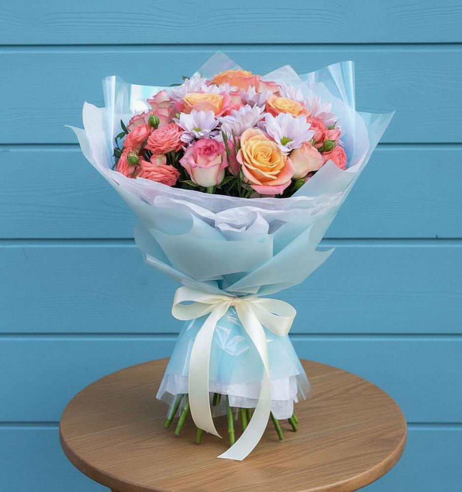 Букет цветов из: Хризантемы и Розы в Звёздном Городке