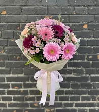 Букет цветов из:  Герберы и Хризантемы в Звёздном Городке