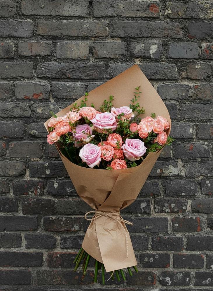 Букет цветов из: Розы в Звёздном Городке