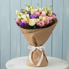 Букет цветов из:  Лизиантусы в Звёздном Городке